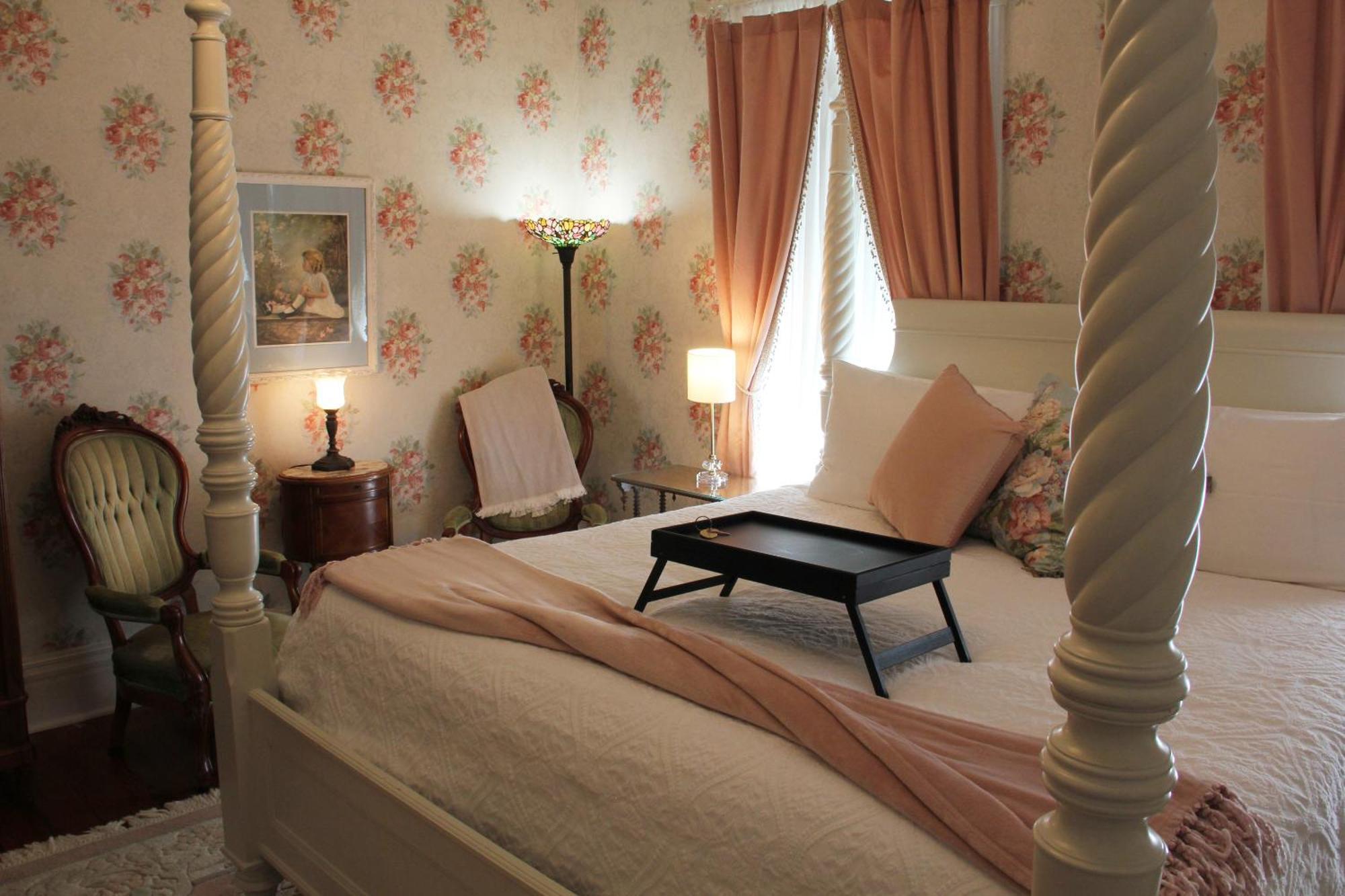 بونفيل Grand Victorian Manor & Cottage المظهر الخارجي الصورة